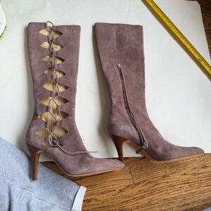 Vicini Mauve Lace-Up Boots